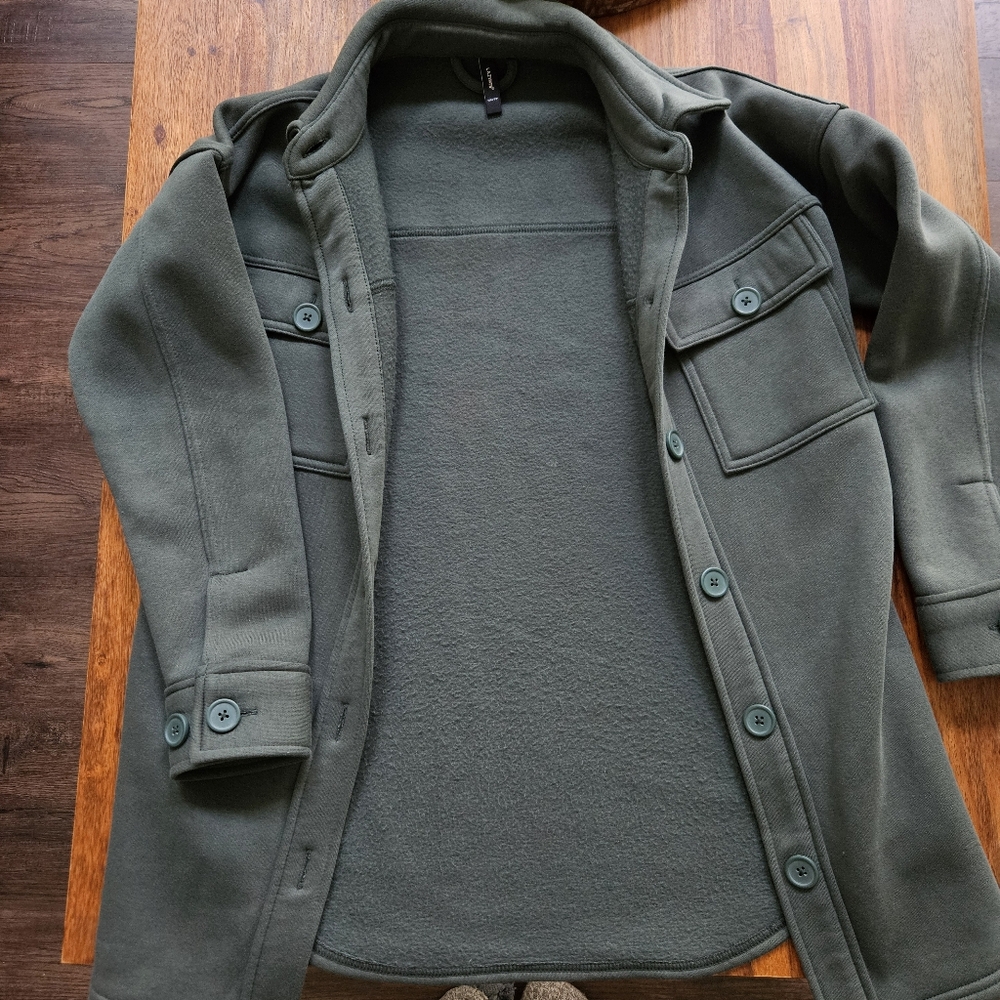 LazyPants Shacket - Picture 7 of 7